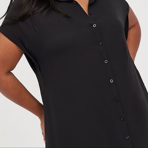 torrid Dresses & Skirts - Torrid black button up long shirt dress with collar size 2x 🌟